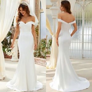 Beautiful white wedding/formal dress 🤍
